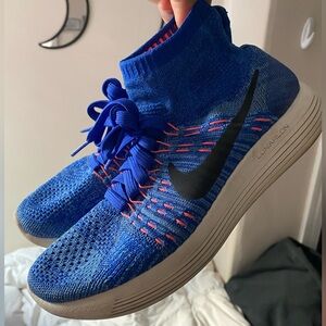 Nike Lunar epic high-top running shoes women’s size 8, great condition